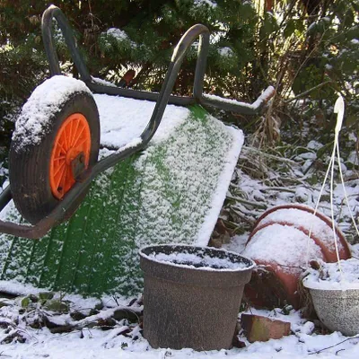 Kalendář: Zimní práce na zahradě